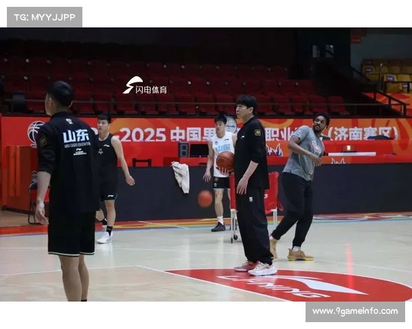 山东高速男篮新赛季阵容亮相，12月13日客战北控开启征程